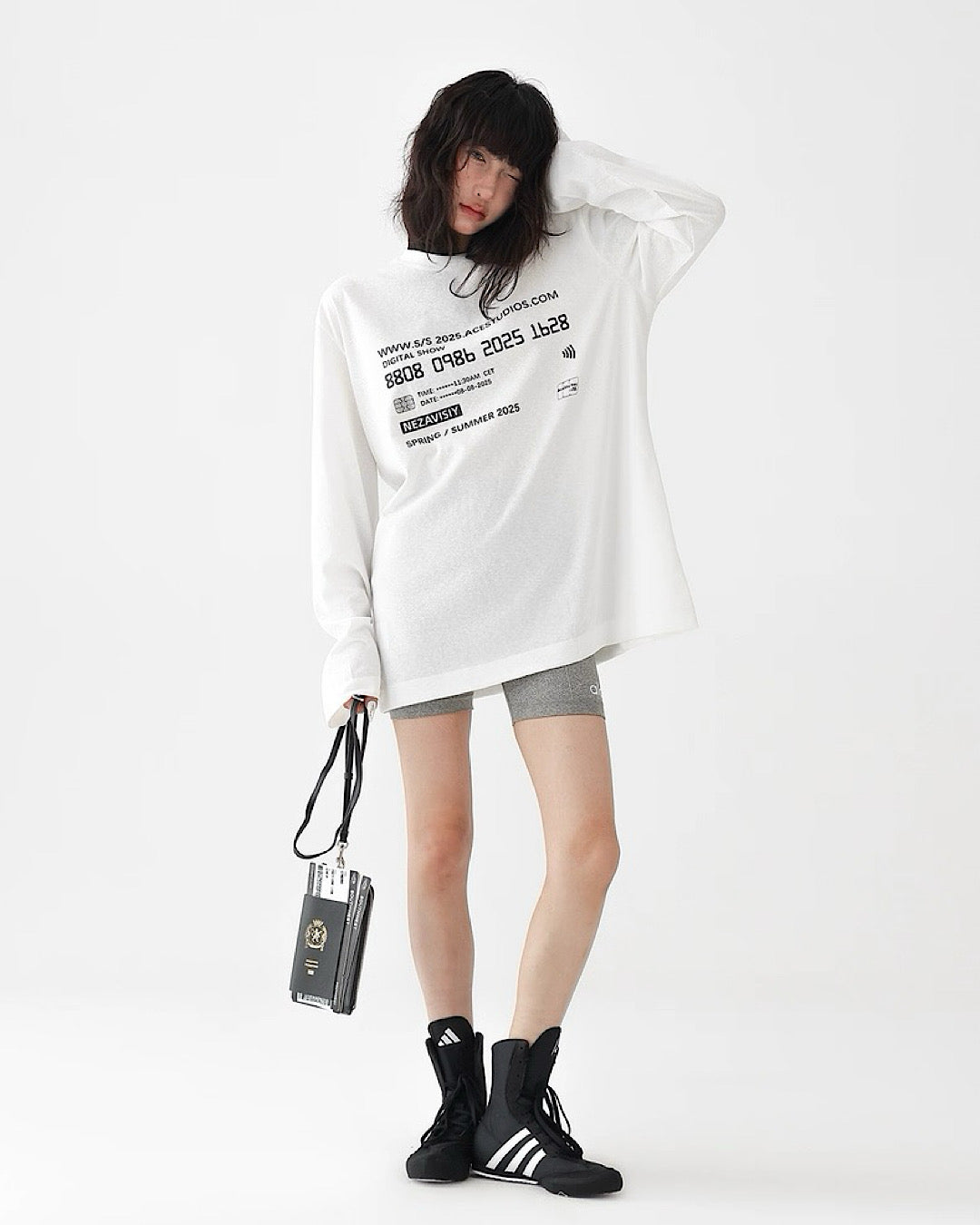 ラウンドネックプリントロングTシャツ SL744