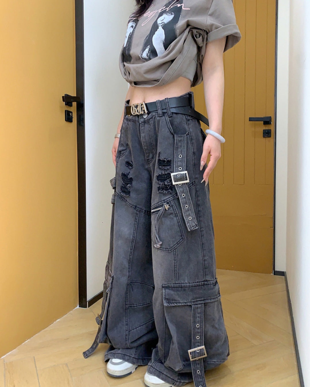 ビッグポケットダメージデニムパンツ SL582