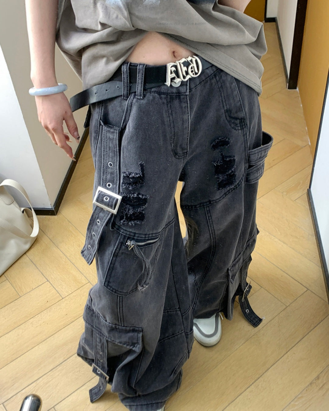 ビッグポケットダメージデニムパンツ SL582