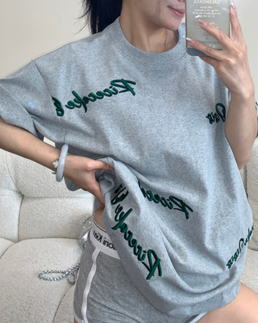 メニーエンブロイダリーロゴTシャツ SL625