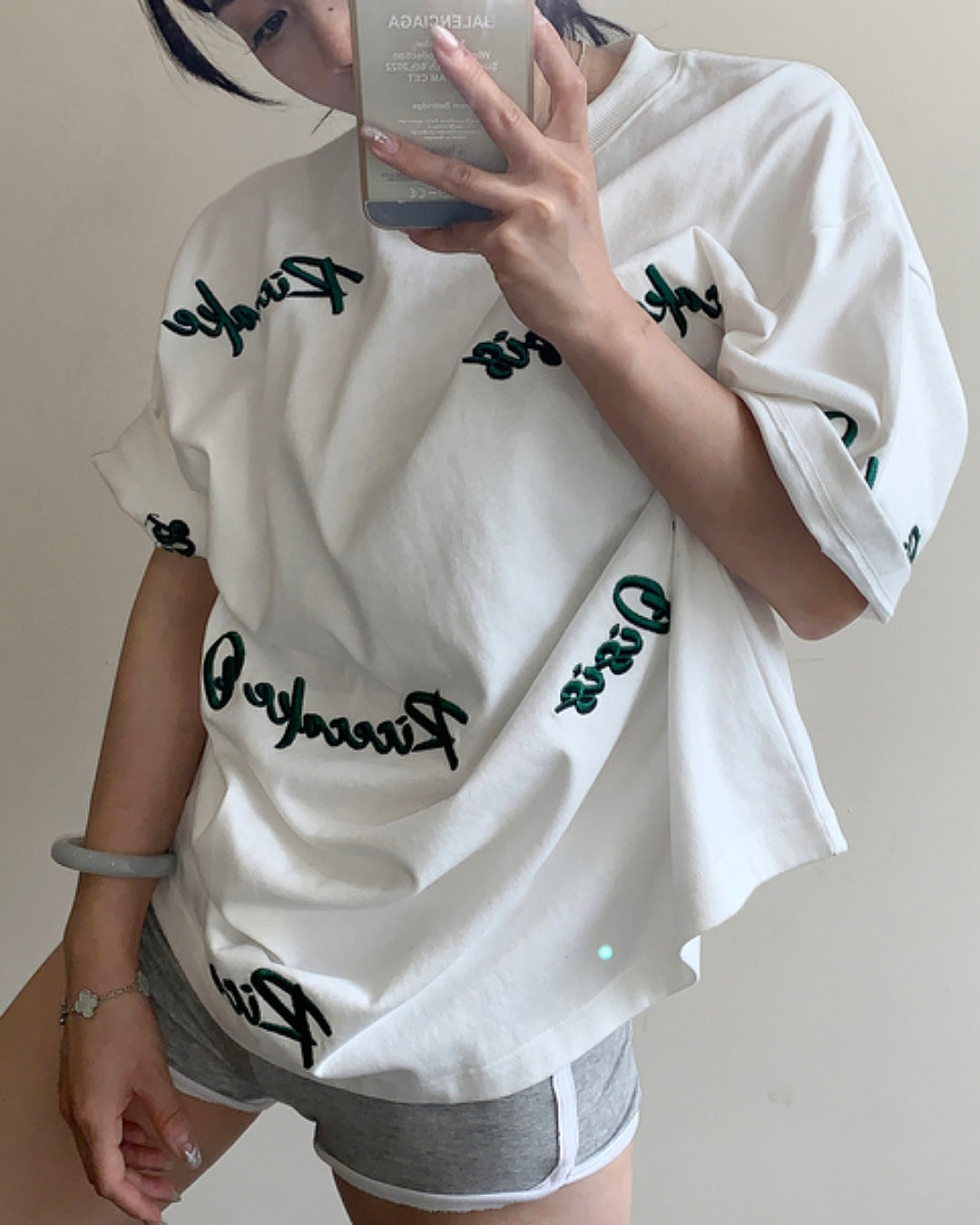 メニーエンブロイダリーロゴTシャツ SL625