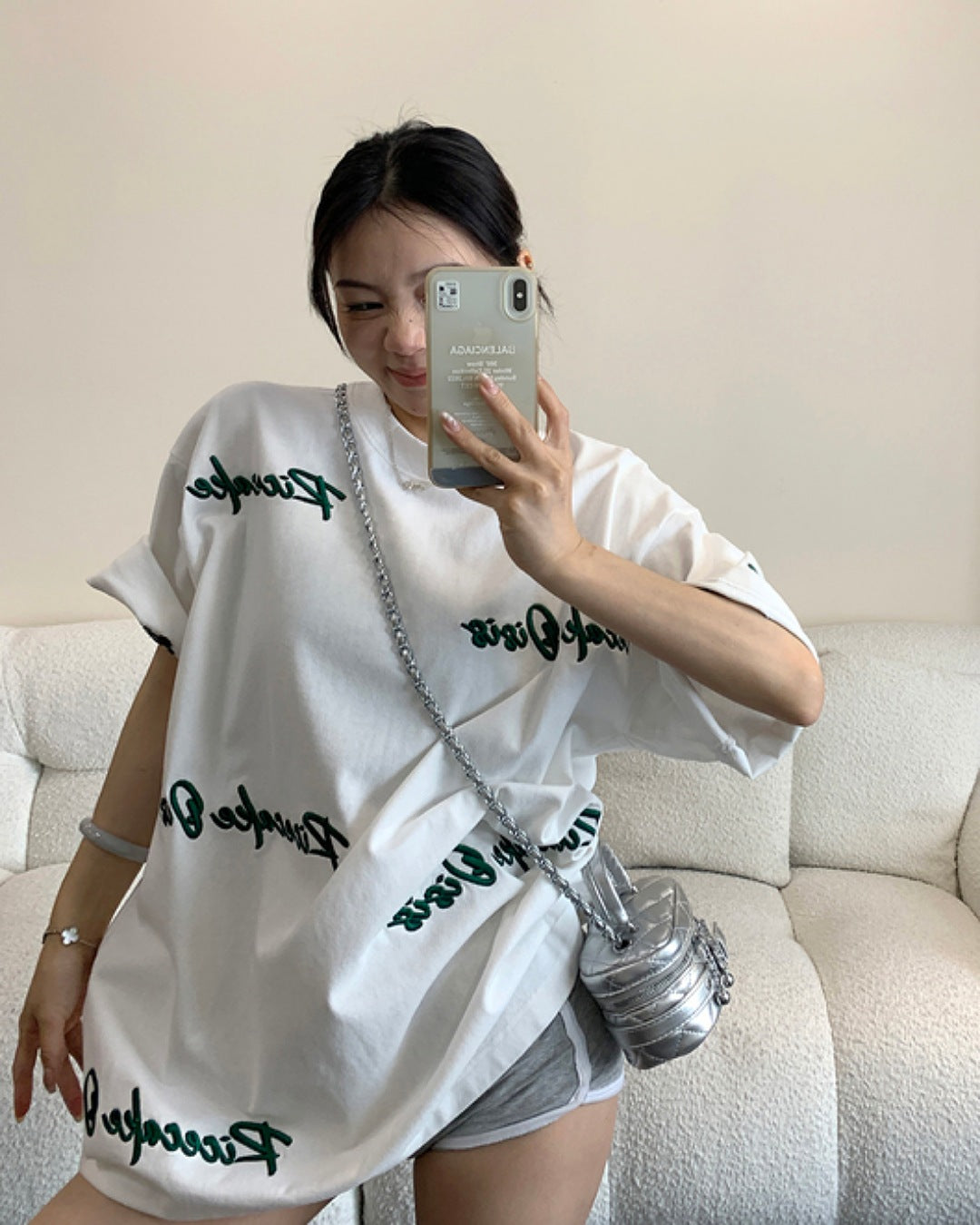 メニーエンブロイダリーロゴTシャツ SL625