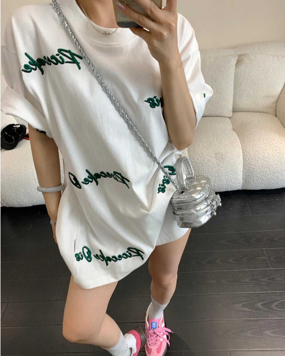 メニーエンブロイダリーロゴTシャツ SL625