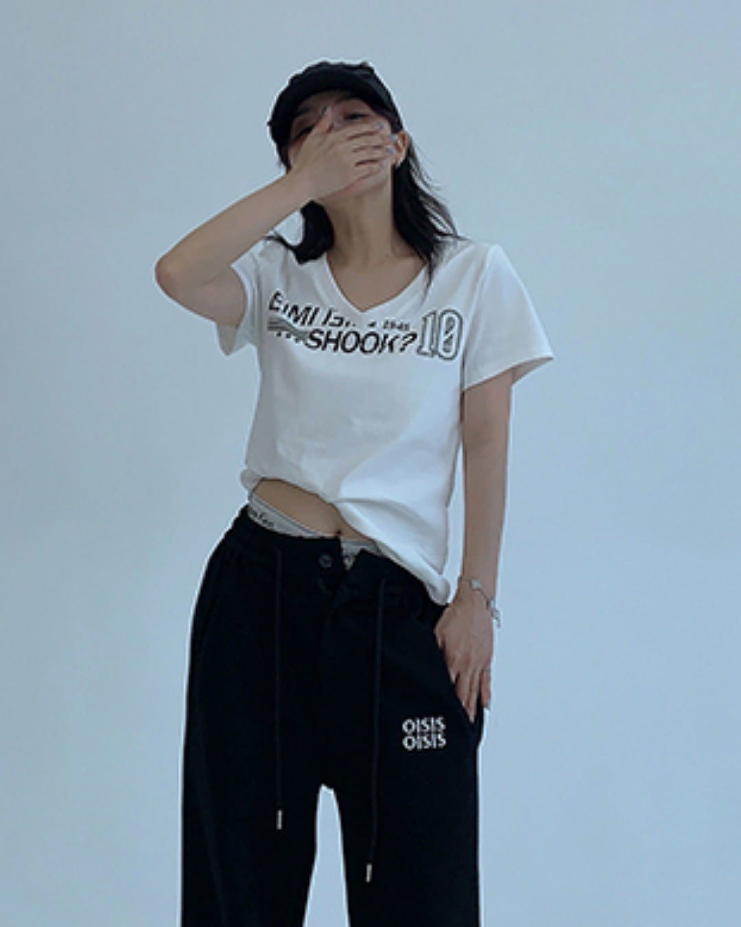 VネックプリントTシャツ SL669