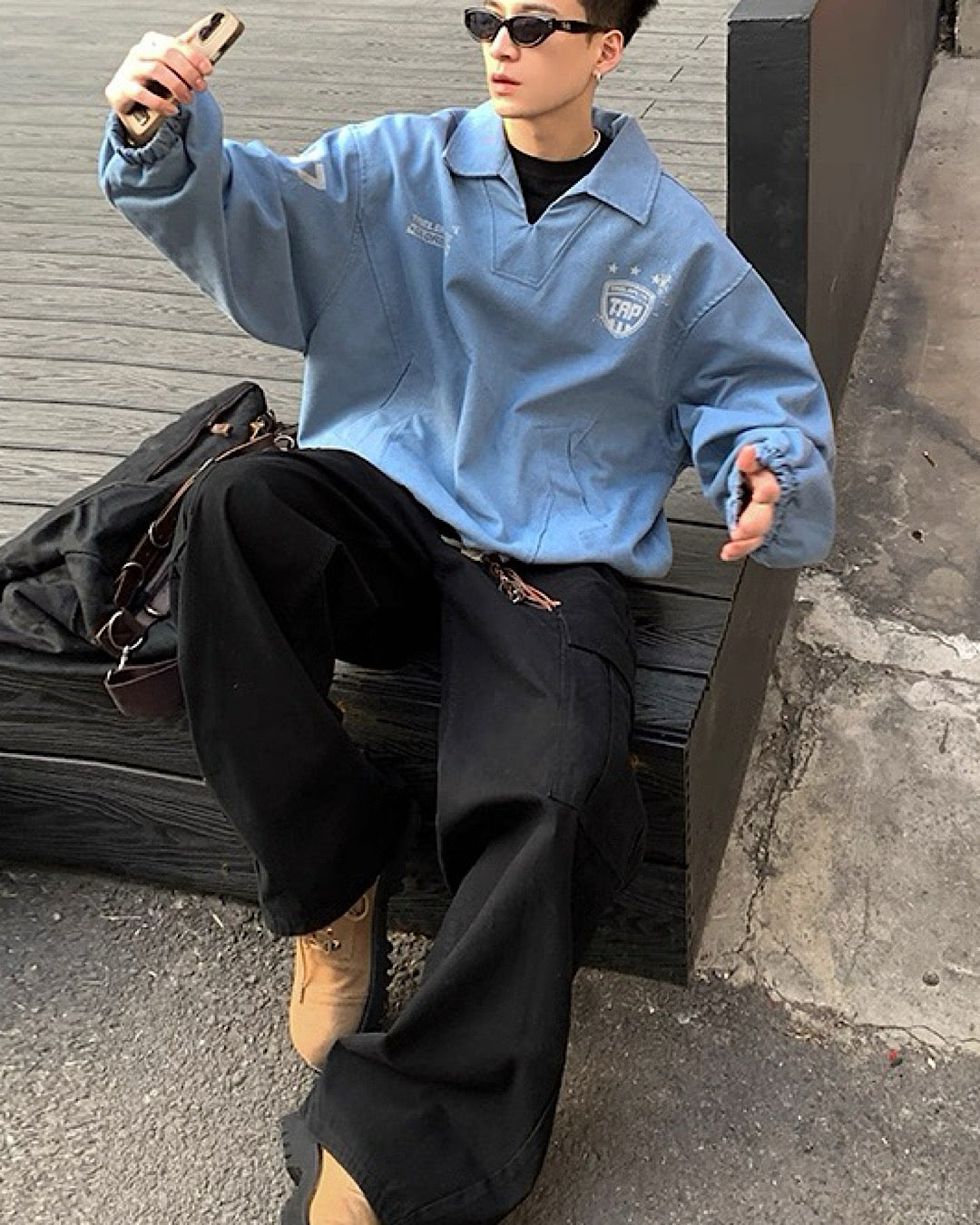 Vネックスポーティプルオーバー M019