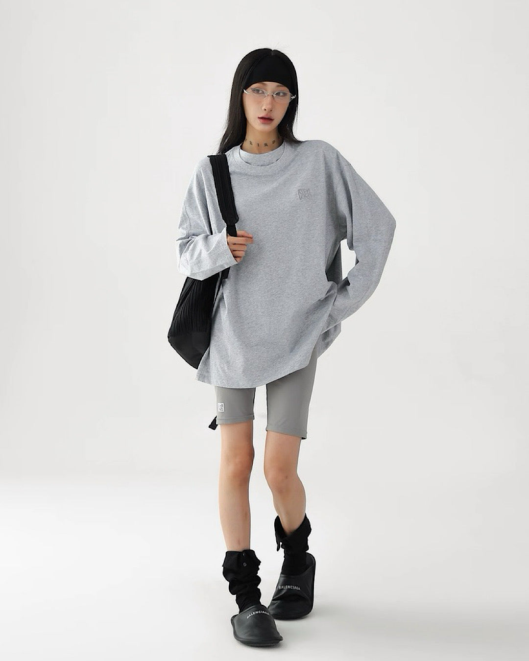 エンブロイダリーロゴレイヤードロングTシャツ SL854