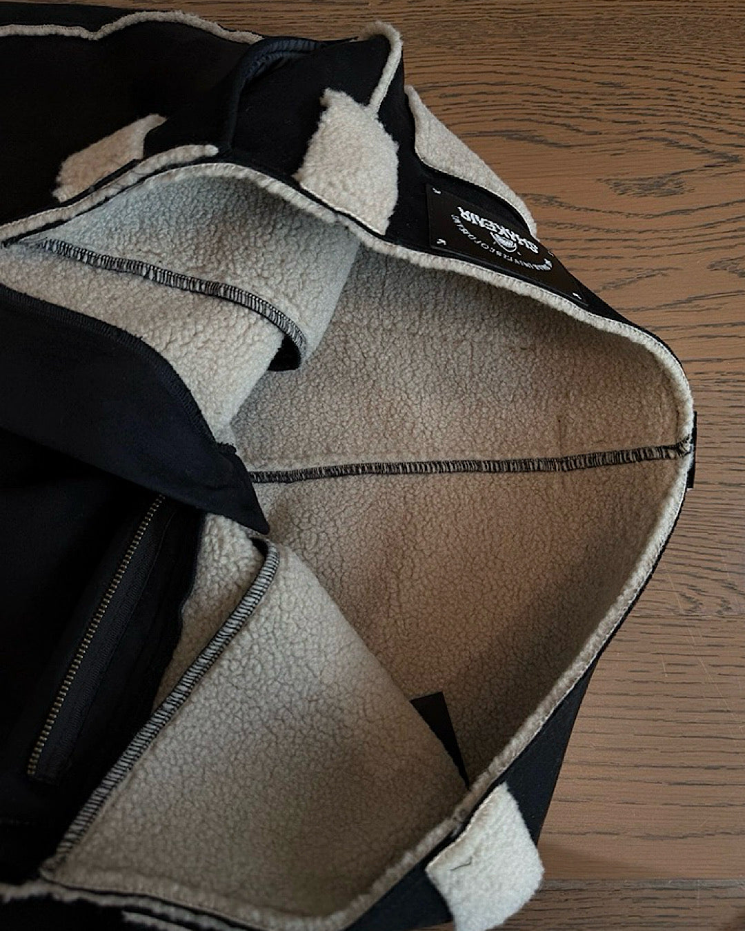 裏ボアパイピングワイドパンツ M034