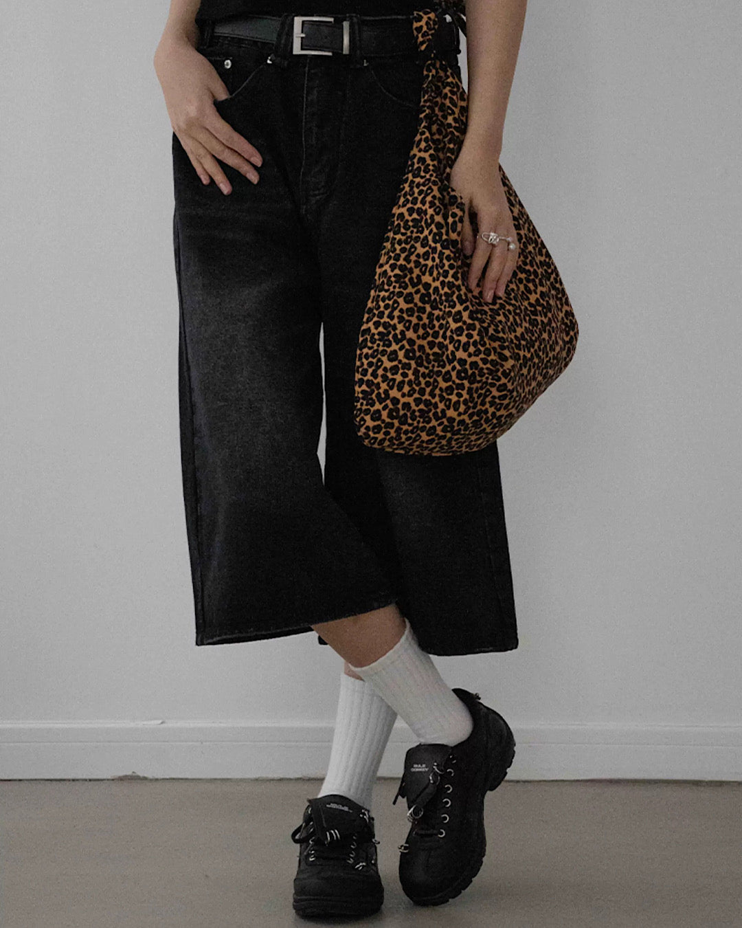 リップスタッドシュータンスニーカー SL804