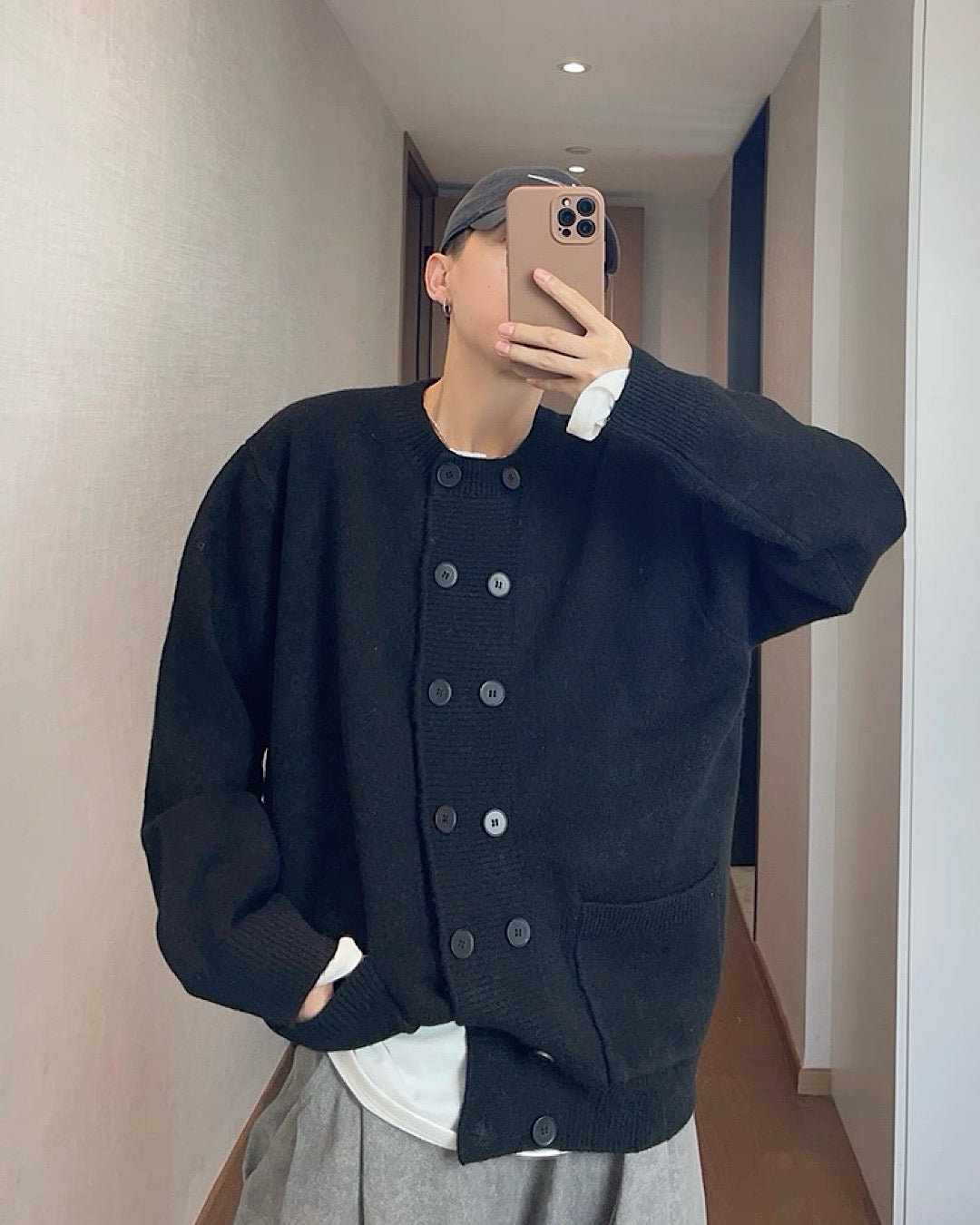 ダブルボタンカーディガン M033