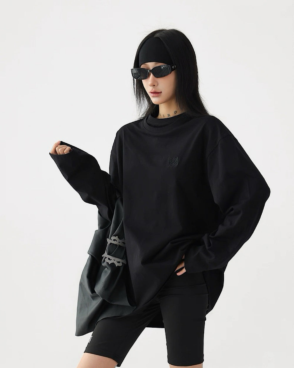 エンブロイダリーロゴレイヤードロングTシャツ SL854