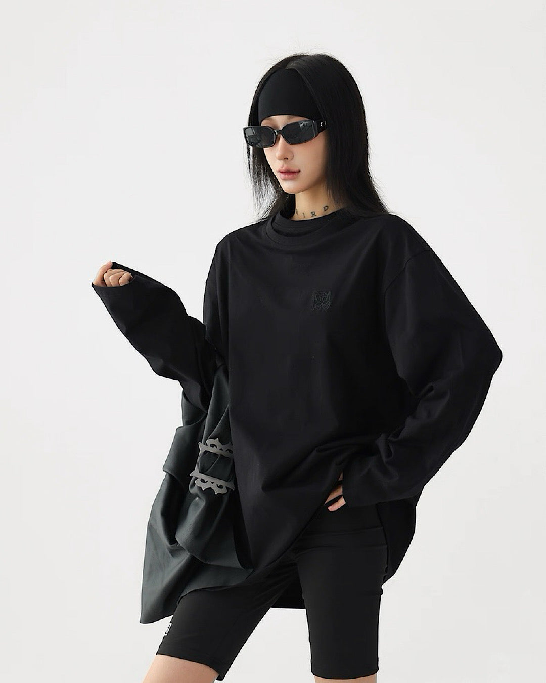 エンブロイダリーロゴレイヤードロングTシャツ SL854