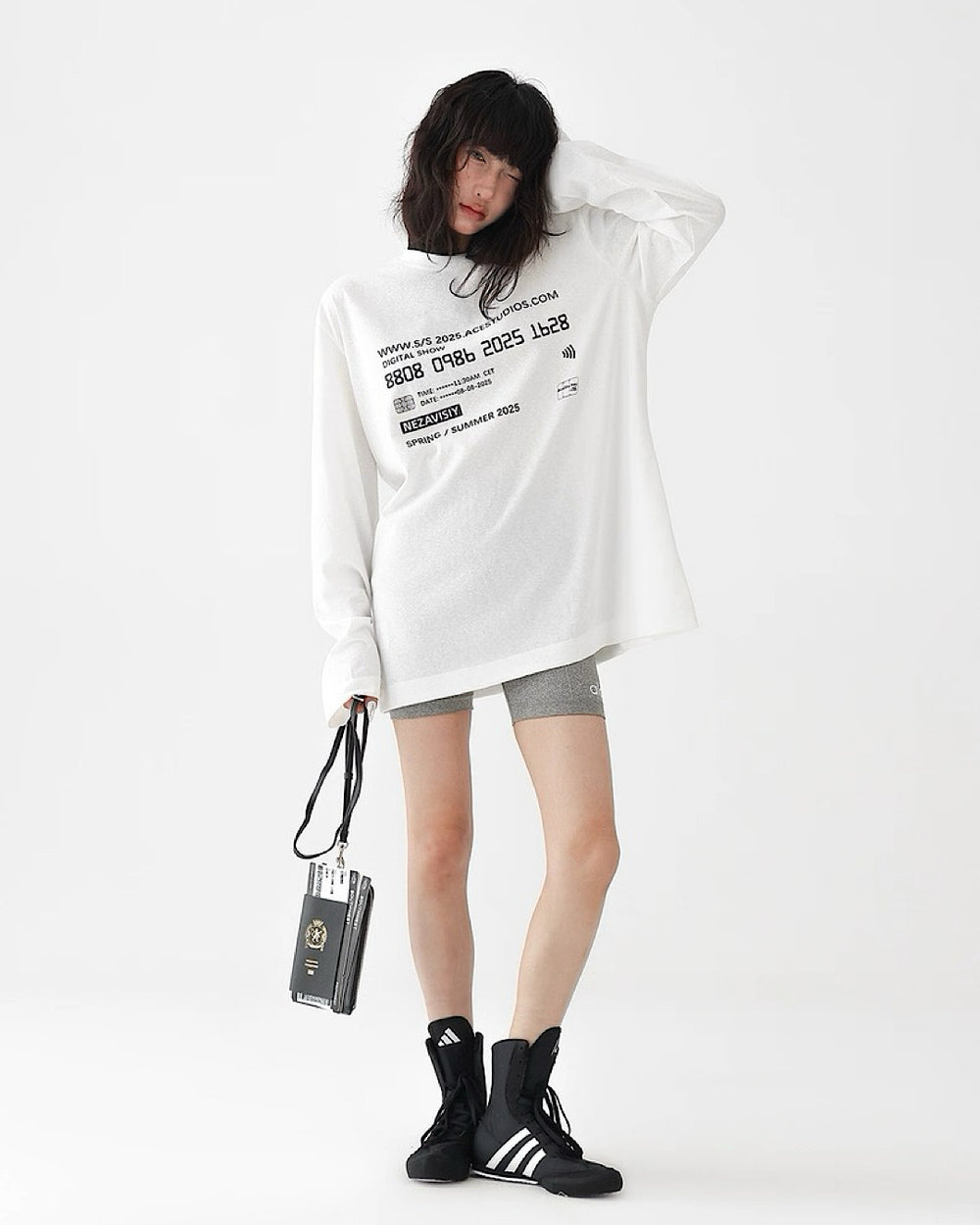 ラウンドネックプリントロングTシャツ SL744