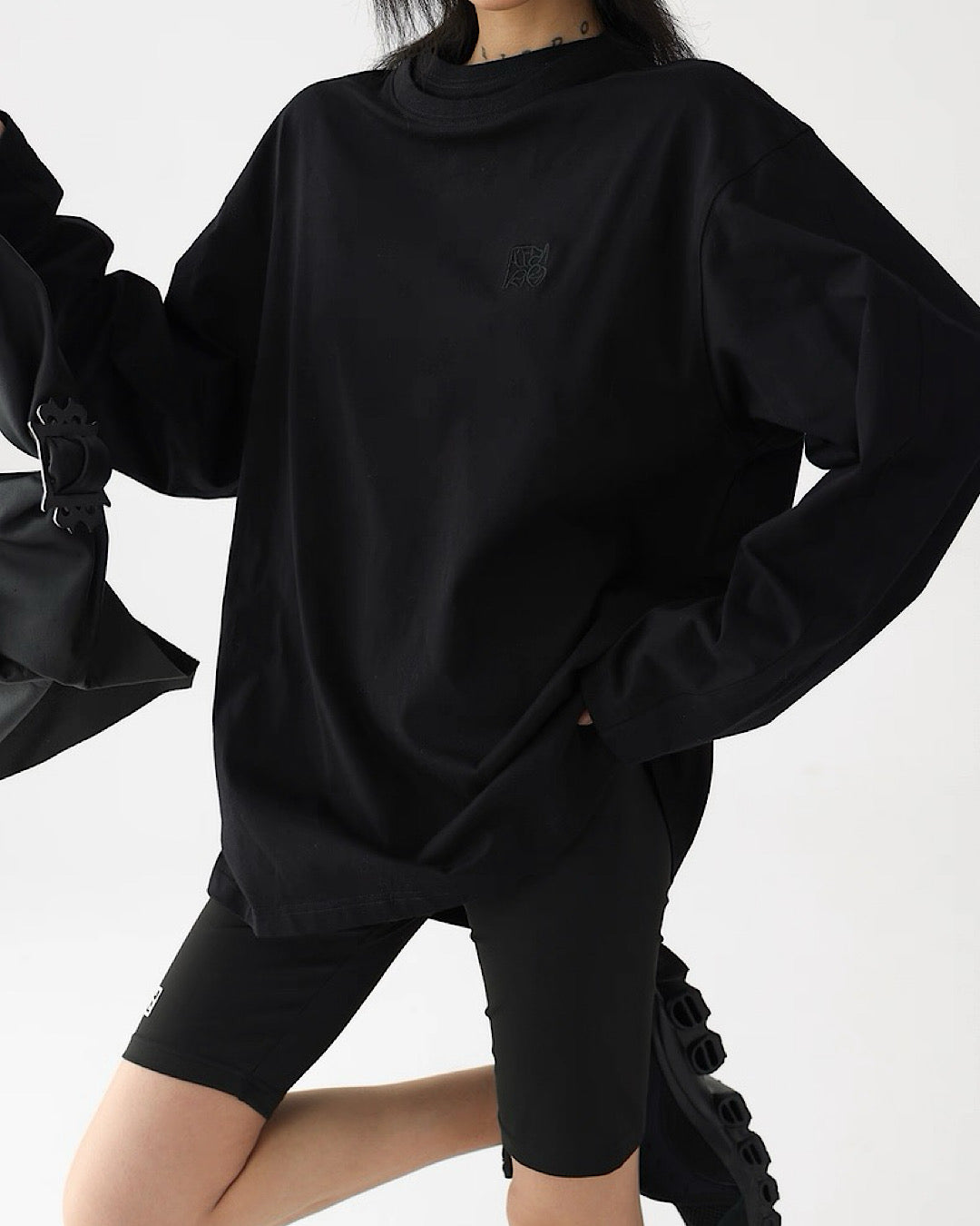 エンブロイダリーロゴレイヤードロングTシャツ SL854