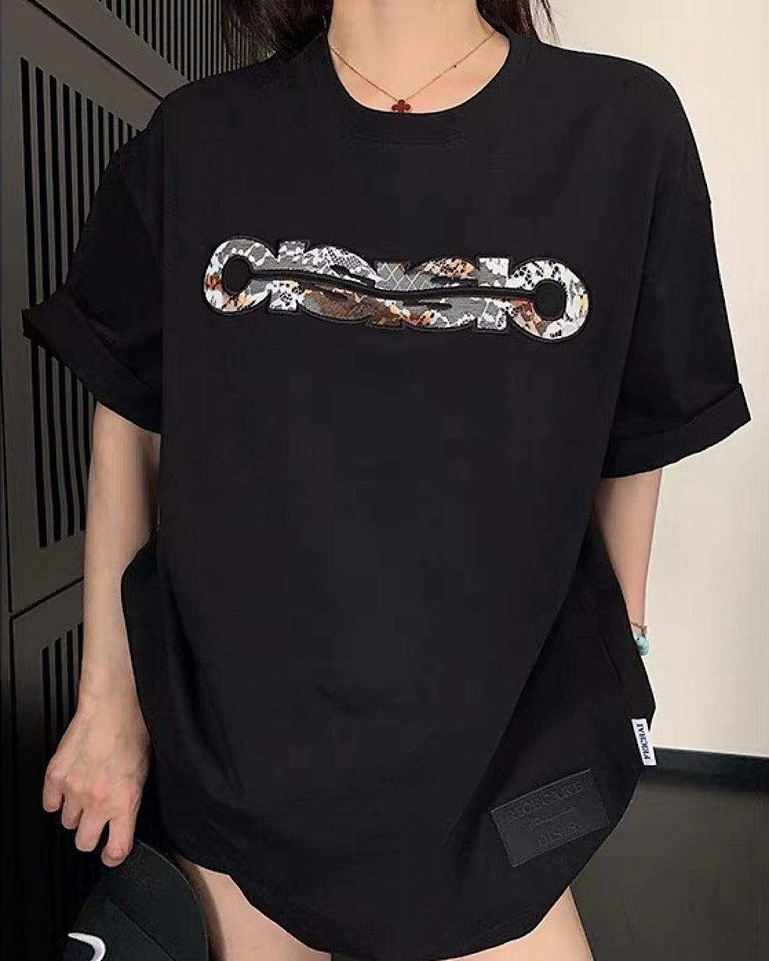 レースデザインロゴTシャツ SL925
