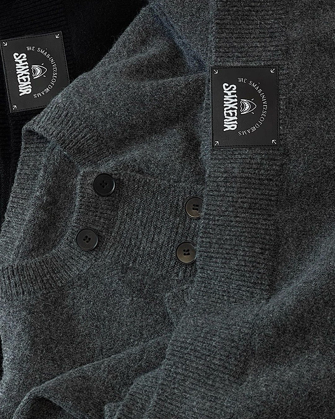 ダブルボタンカーディガン M033