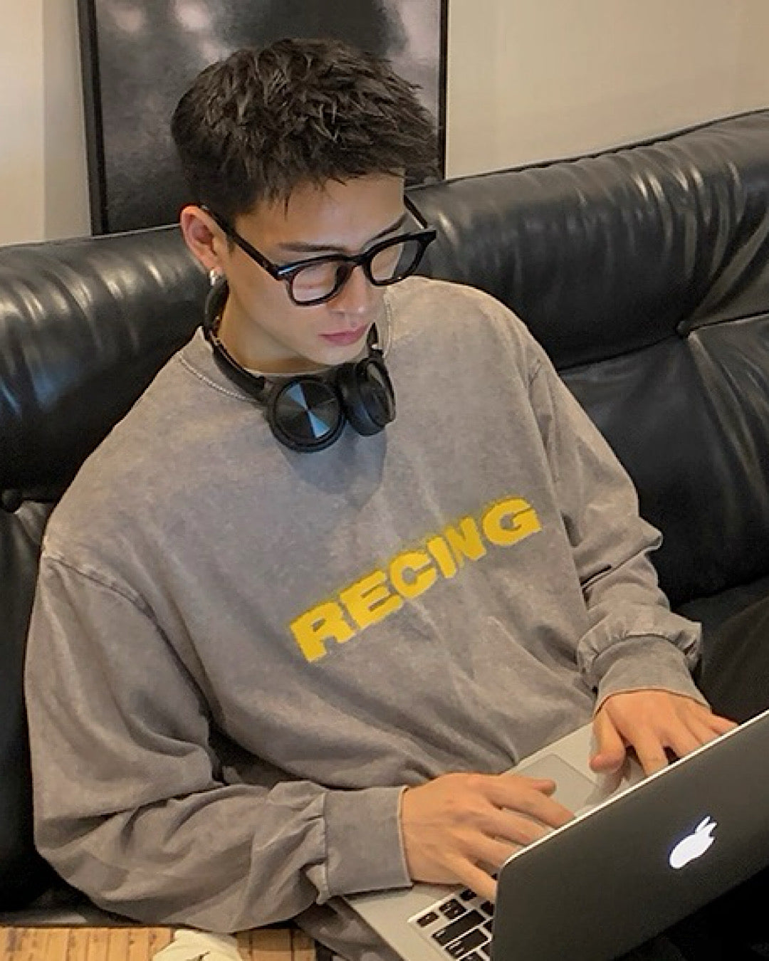 ロゴプリントウォッシュ加工ロングTシャツ M006