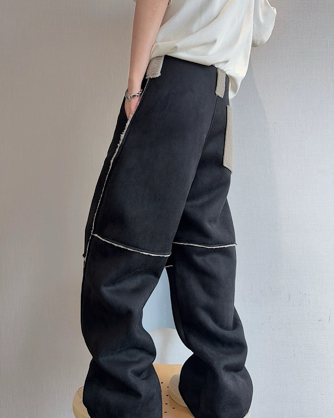 裏ボアパイピングワイドパンツ M034