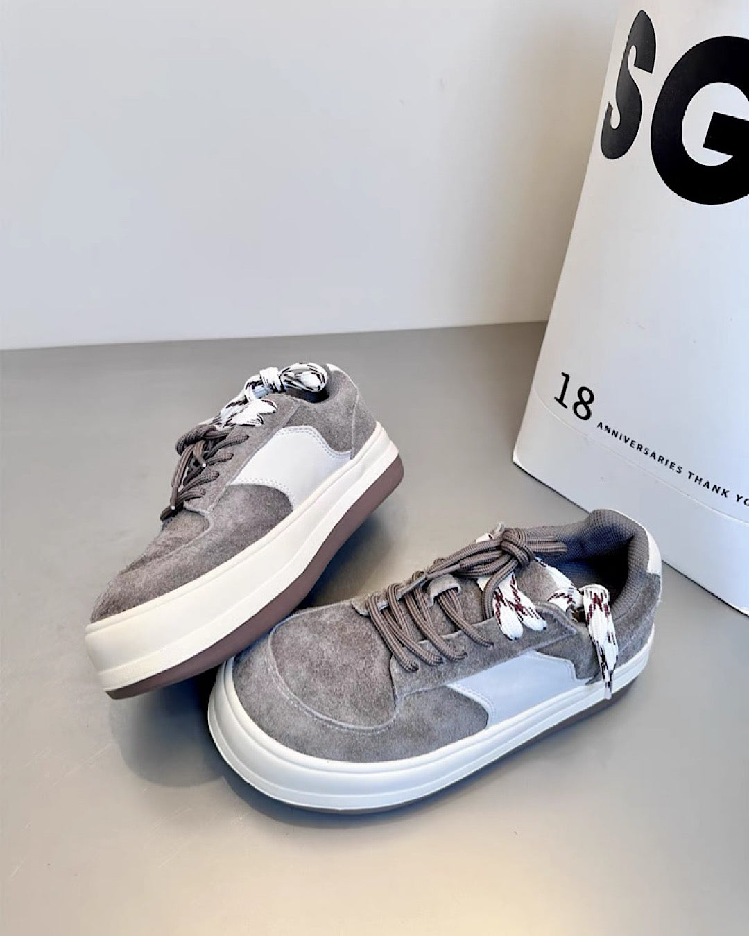 プラットフォームスニーカー SL718