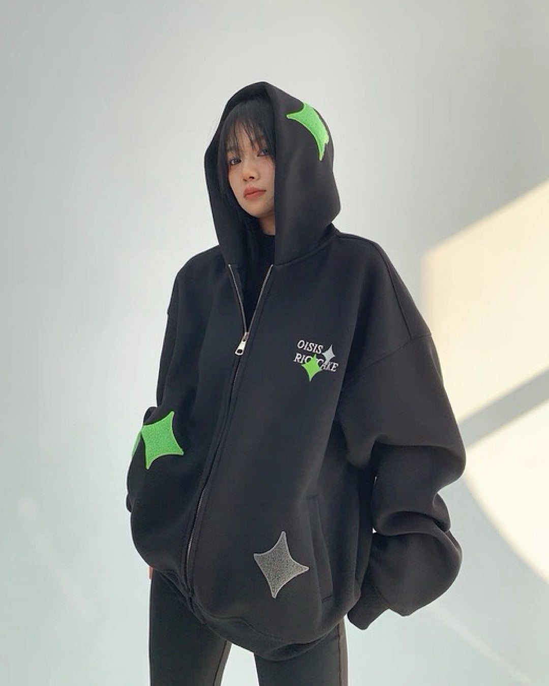 【新品・完売】the9shop 鈴木六夏 モチモチ パーカー 黒モチパー 新品・完売】the9shop 鈴木六夏 モチモチ パーカー 黒モチパー