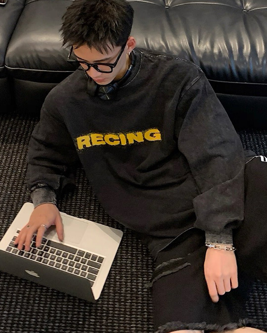 ロゴプリントウォッシュ加工ロングTシャツ M006