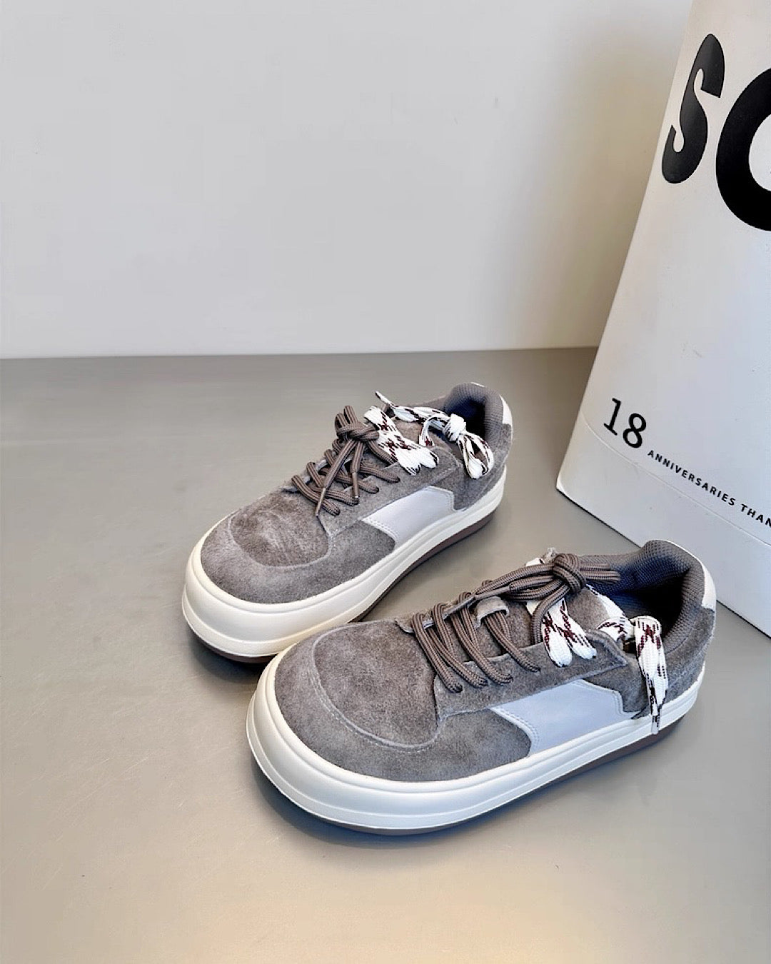 プラットフォームスニーカー SL718