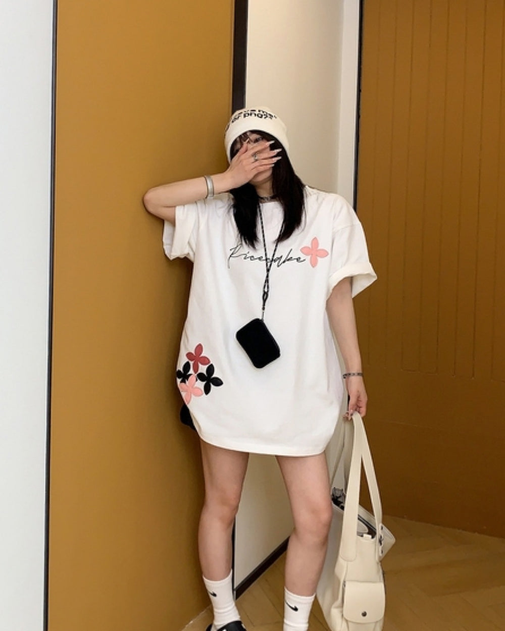 フラワーパッチTシャツ SL560