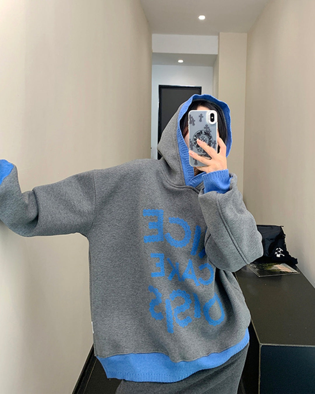 カラーブロックロゴフーディ SL781