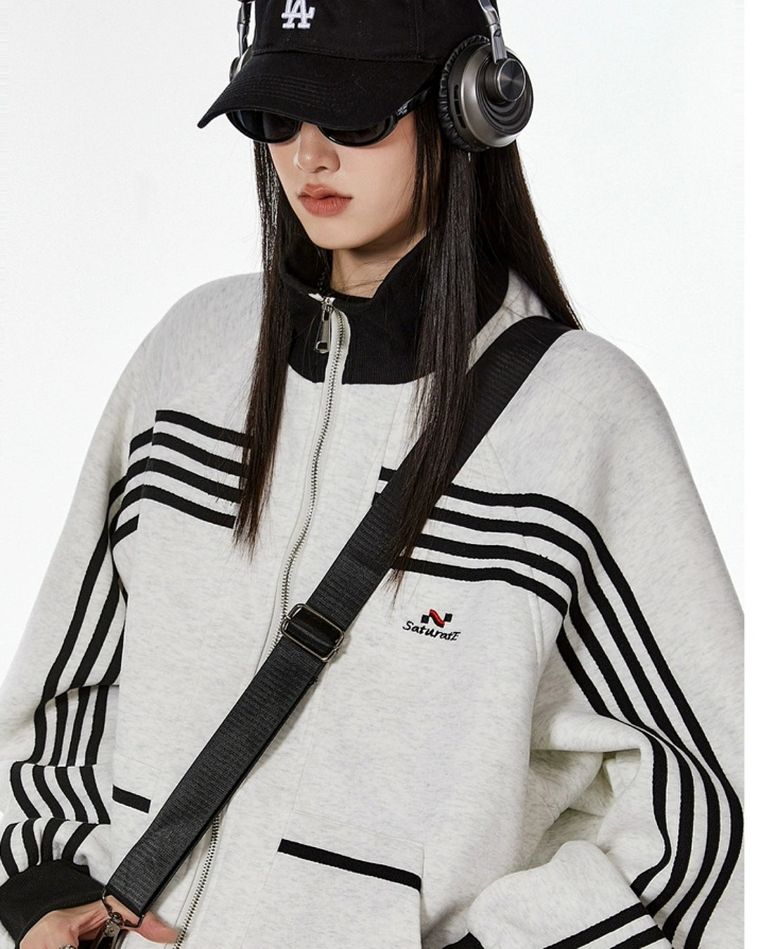 LINEデザインジップアップジャケット SL830