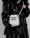 ホワイト